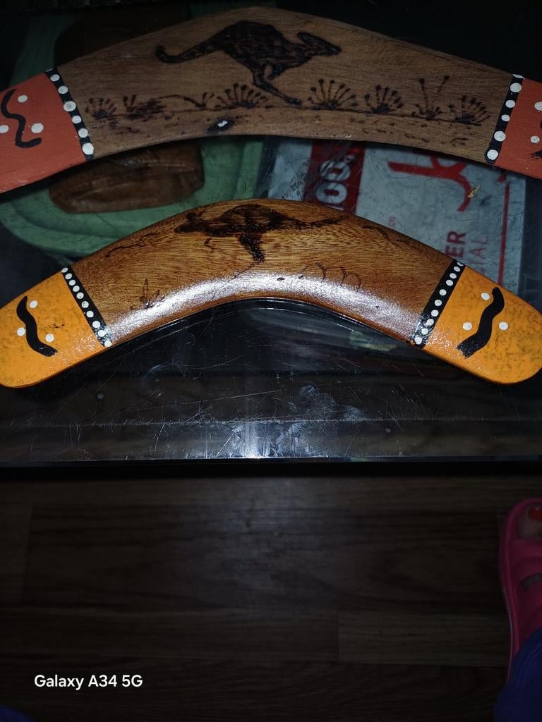 2 boemerang een 9cm ande 41 cm, Verzamelen, Ophalen