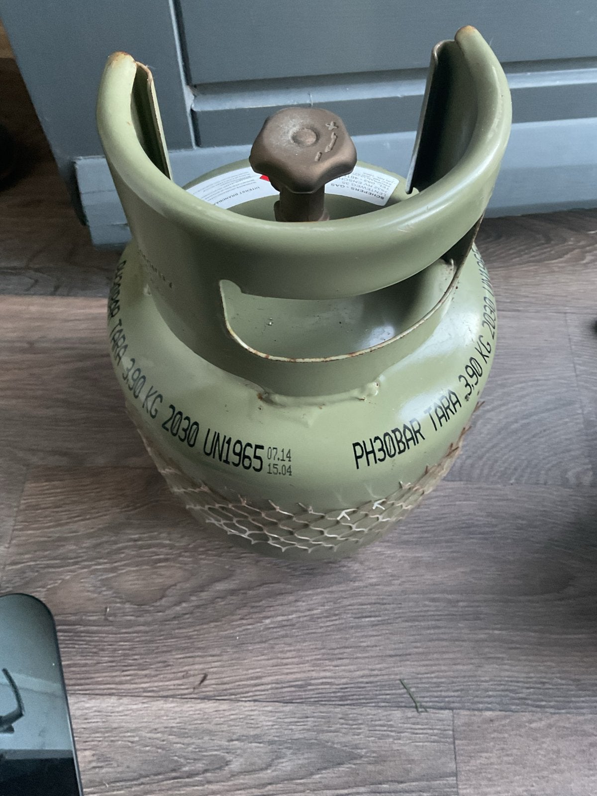 DIN Gasfles 5,9 kg met 2 kg gas, Caravans en Kamperen, Kampeeraccessoires, Gebruikt, Ophalen