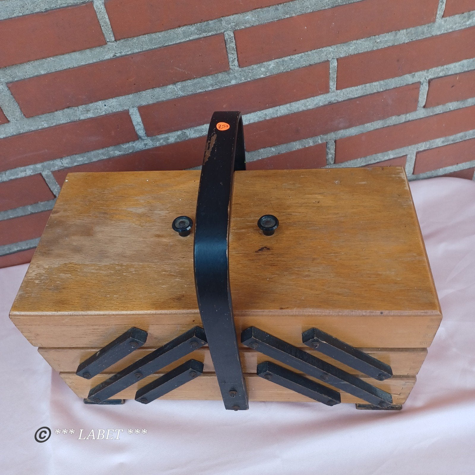 Naaidoos harmonica, Verzenden
