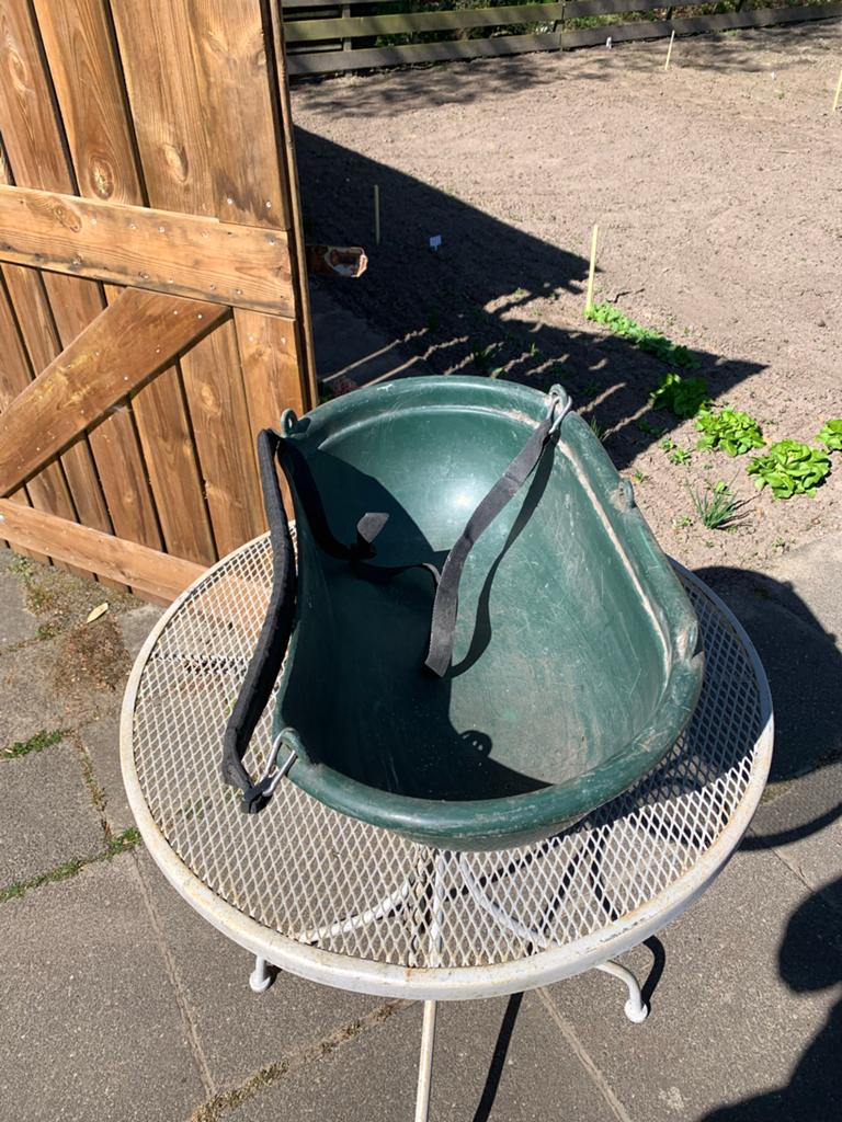 Zaaibak voor kunstmest en graszaad