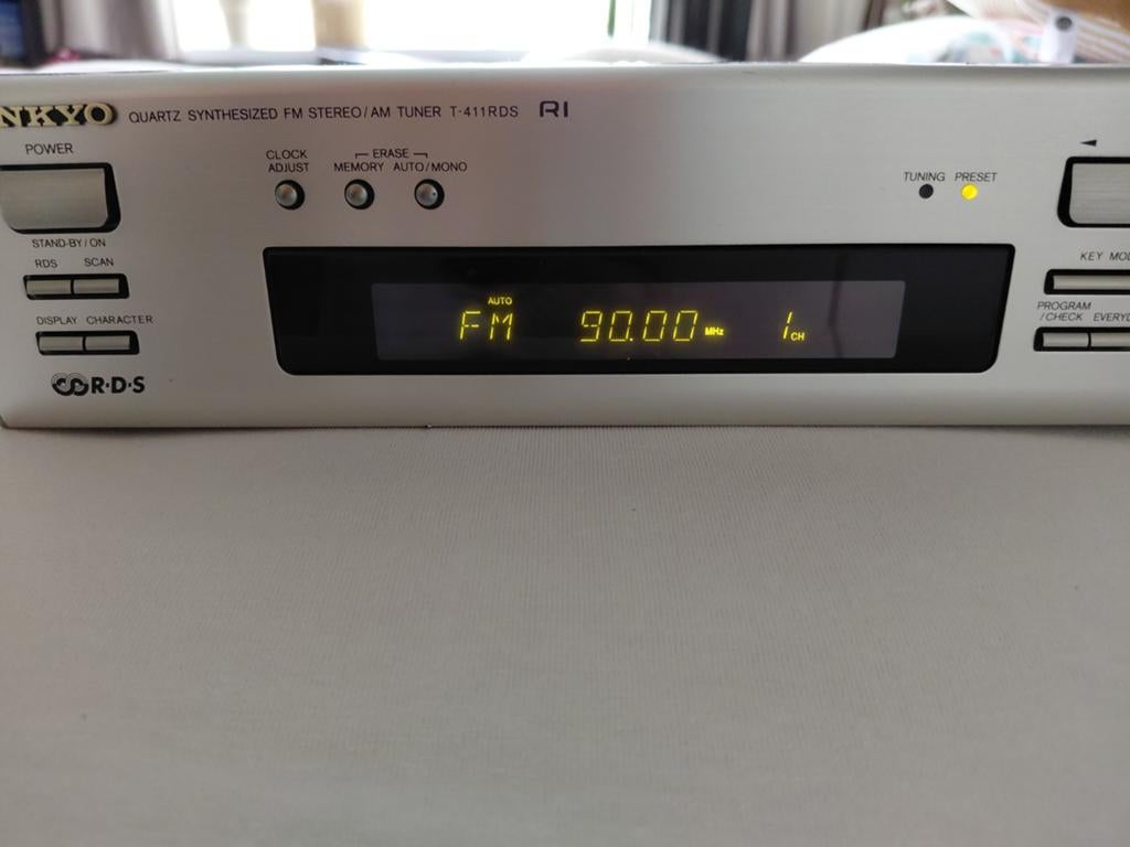 Onkyo stereo tuner, Audio, Tv en Foto, Tuners, Ophalen
