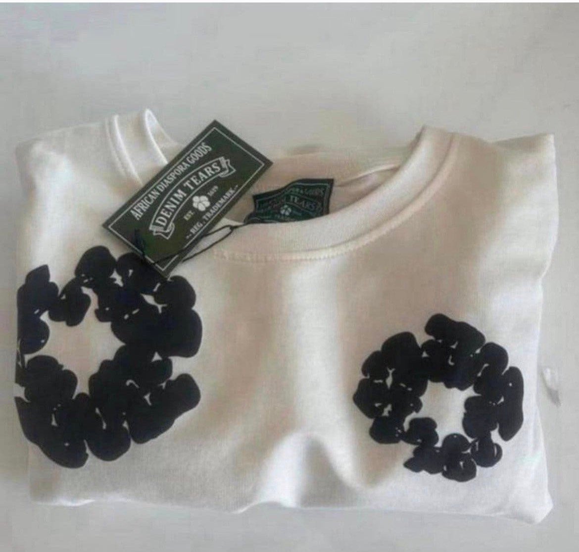 Denim Tears T-shirt – Limited Edition  Heren/Dames, Kleding | Heren, Ophalen of Verzenden, Nieuw, Maat 56/58 (XL), Overige kleuren