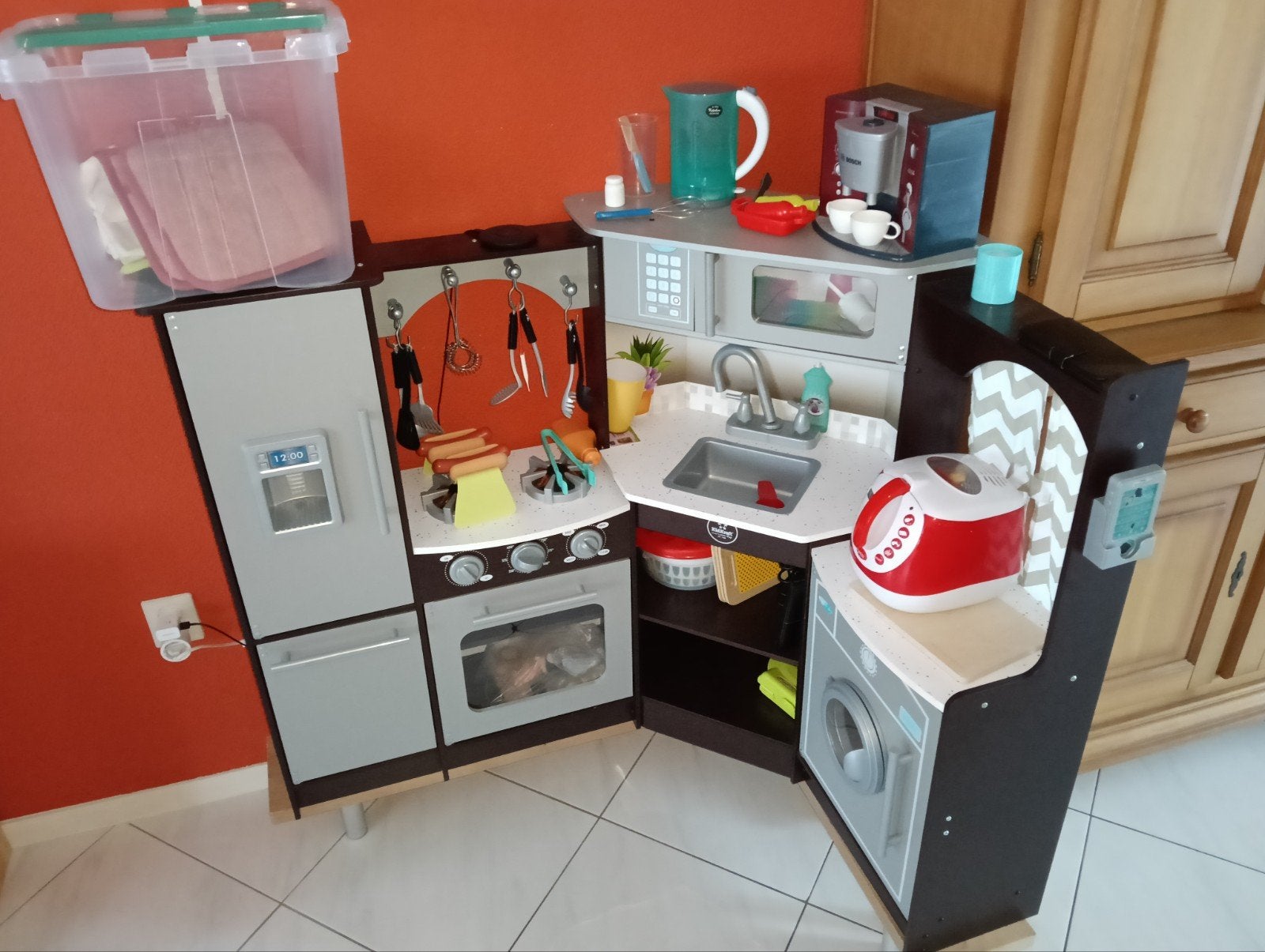 Houten speelkeuken met accessoires, Ophalen