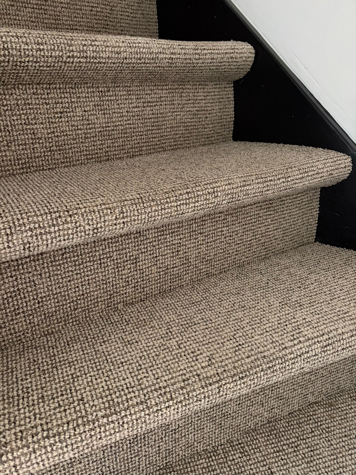 Rol tapijt ong. 1,50 x 3,50 mtr. beige/ zand melange, Ophalen, Nieuw, Beige, Tapijt
