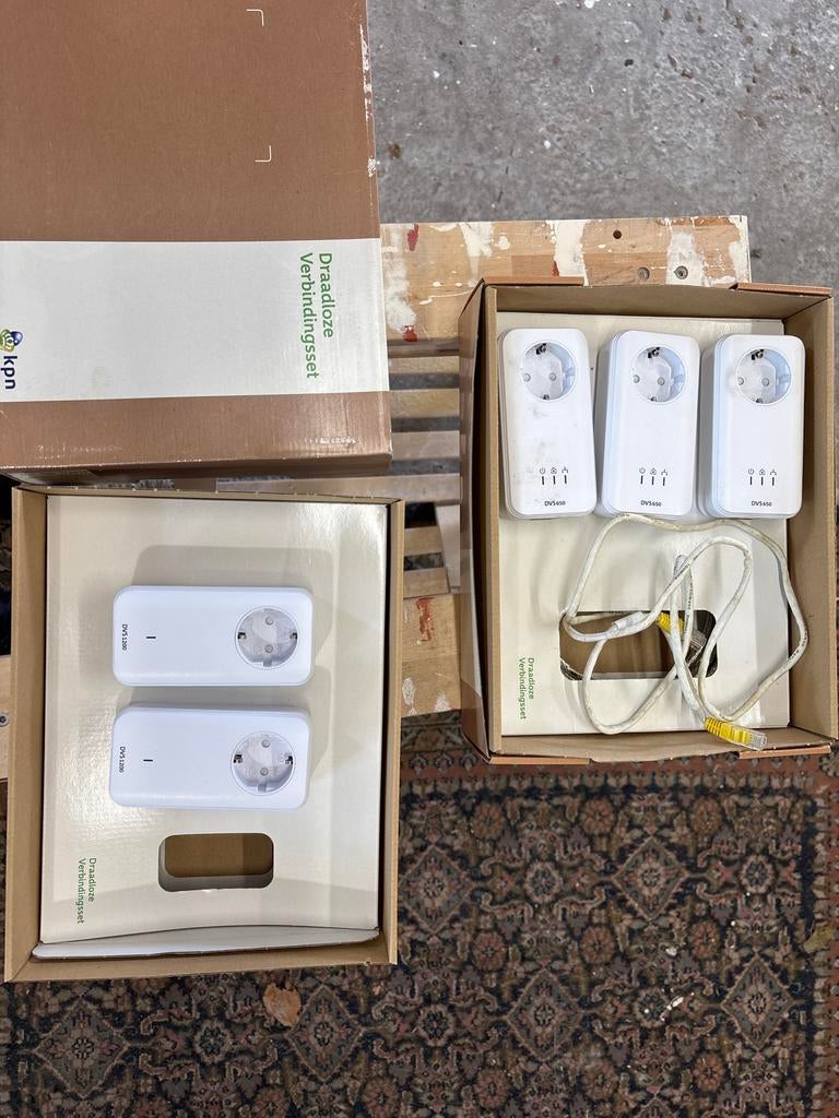 KPN Draadloze Verbindingsset DVS650 en DVS1200 Powerline, Ophalen of Verzenden, Gebruikt, Router