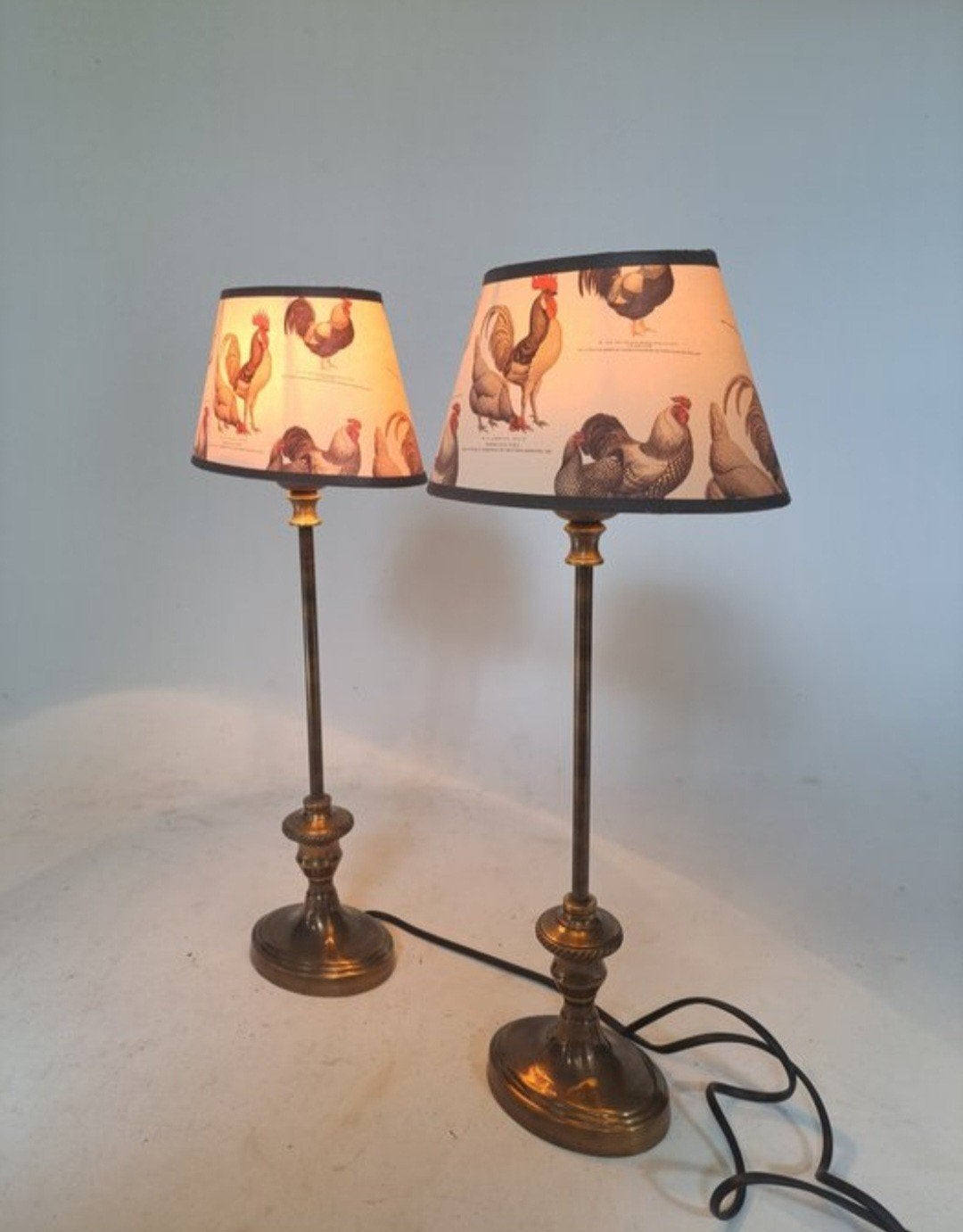 Set van 2 bronzen tafellampen met hanenkapjes, Ophalen of Verzenden