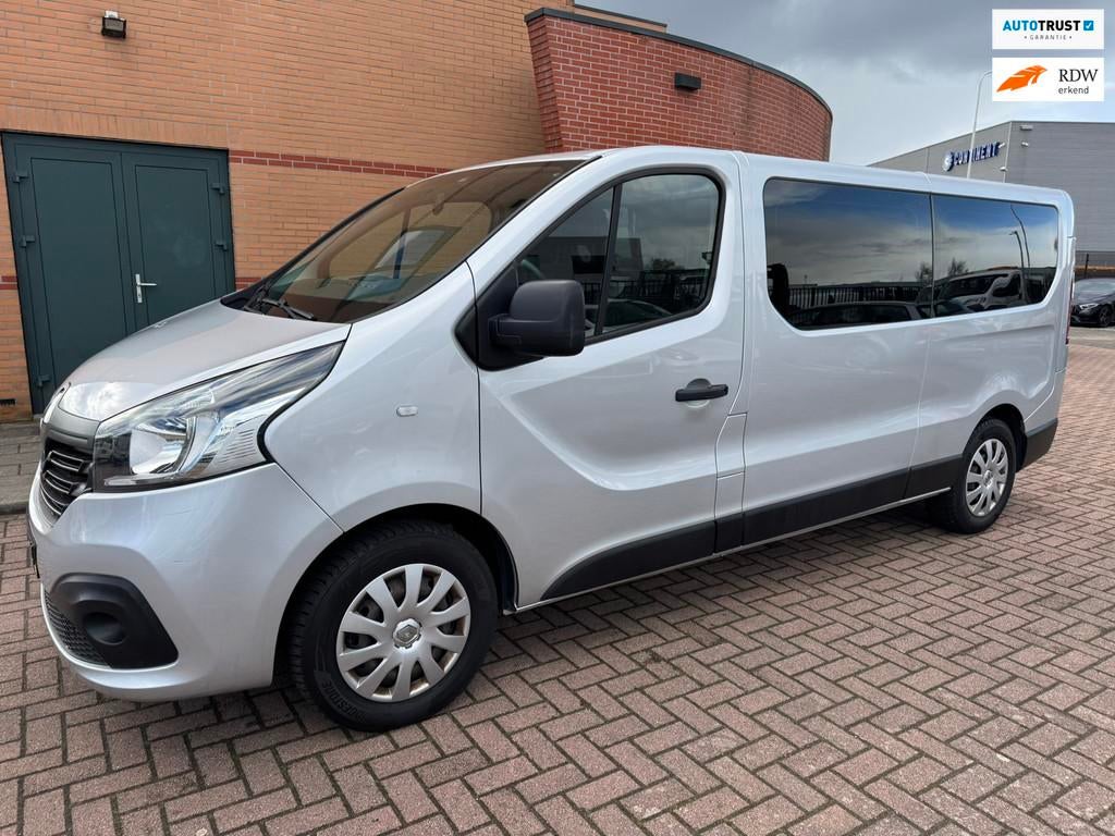 Renault Trafic Passenger 1.6 dCi Grand Expression Energy /MA, Auto's, Voorwielaandrijving, Stof, Gebruikt, 2000 kg
