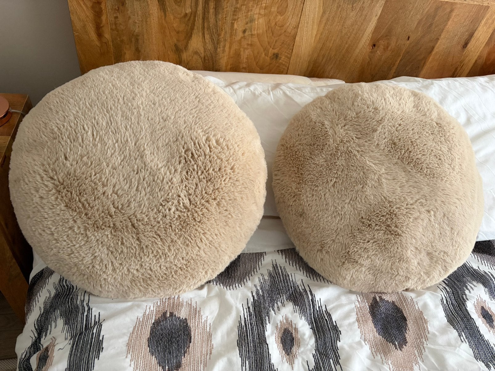 2 Zara cushions, Ophalen, Zo goed als nieuw, Rechthoekig, Minder dan 50 cm
