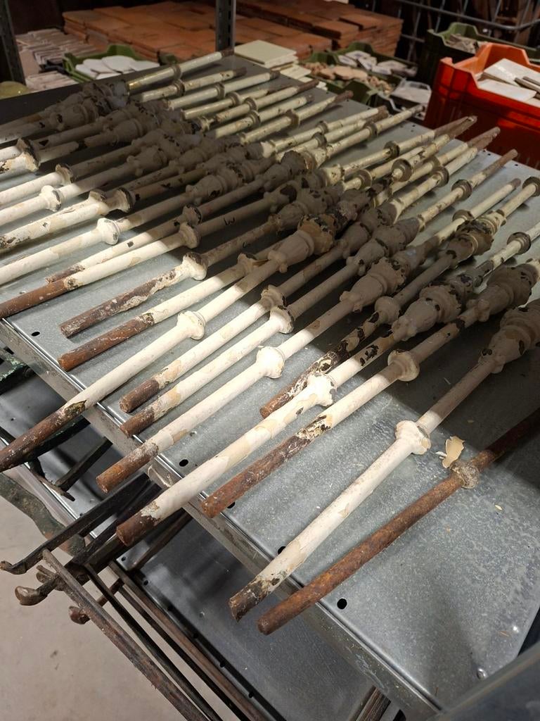 22 stalen balusters 90 cm lengte, Ophalen