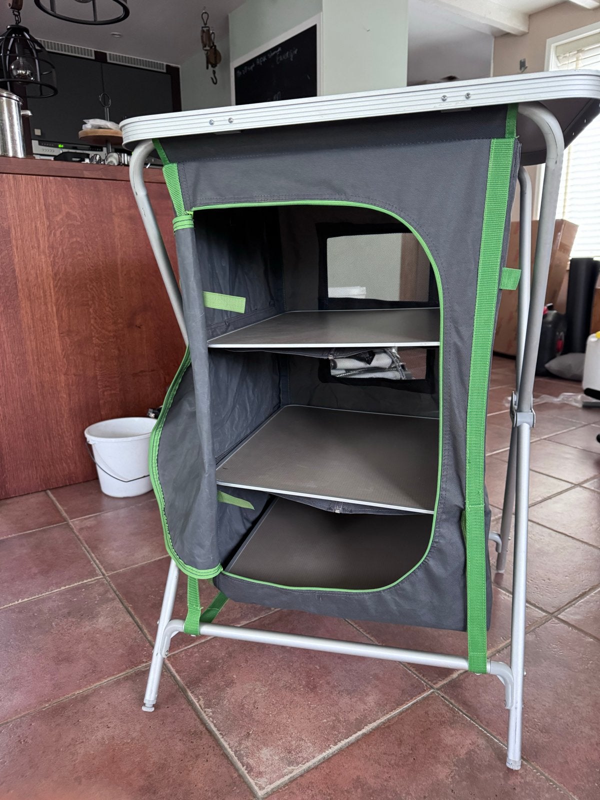 Crivit Campingkast / Opbergkast met Tafelblad, Caravans en Kamperen, Kampeeraccessoires, Ophalen, Gebruikt