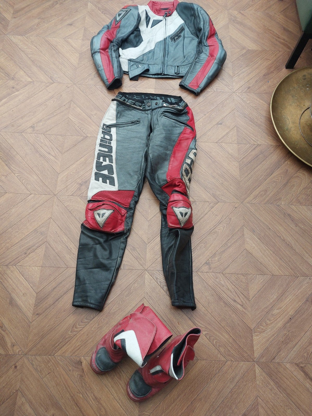 Dainese leren motor combinatie met laarzen (dames), Motoren, Kleding | Motorkleding, Ophalen of Verzenden, Tweedehands, Dames