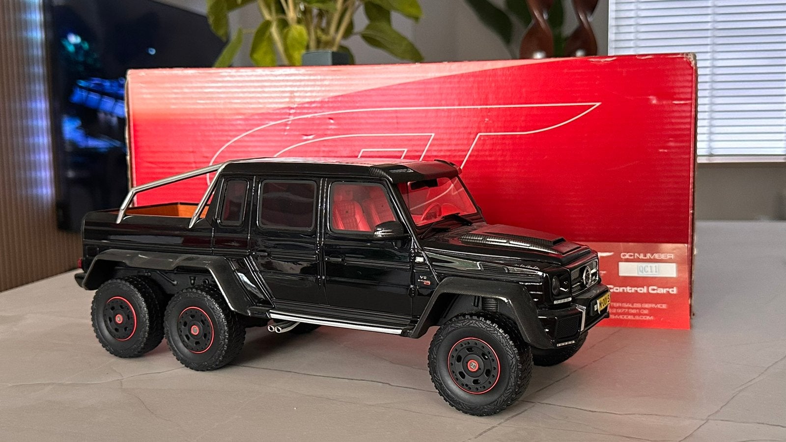 Mercedes Brabus 6x6 700, Ophalen, Zo goed als nieuw, Auto, Overige merken