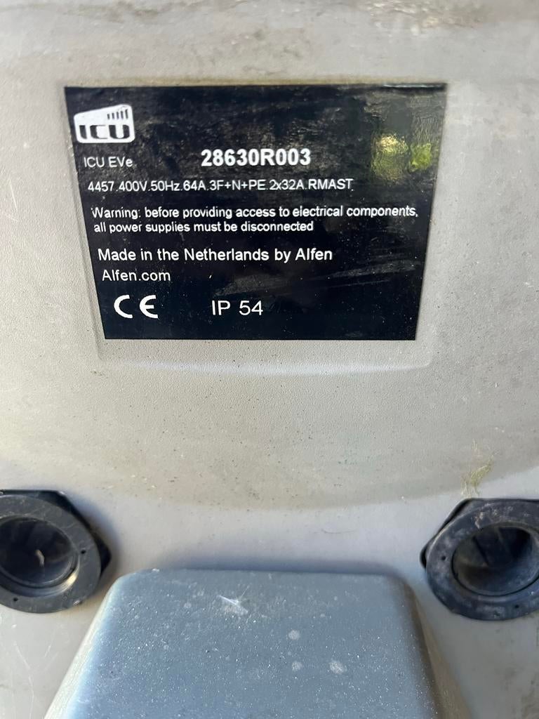 ICU Eve Laadpaal 28630R003 - 64A, 3F+N+PE, 2x32A RM, Ophalen of Verzenden, Gebruikt, Laadpaal
