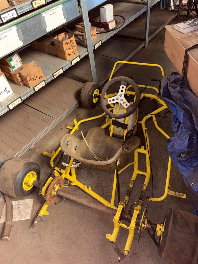 2 Karts met IAME 100cc motor en veel onderdelen, Ophalen, Gebruikt, Kart