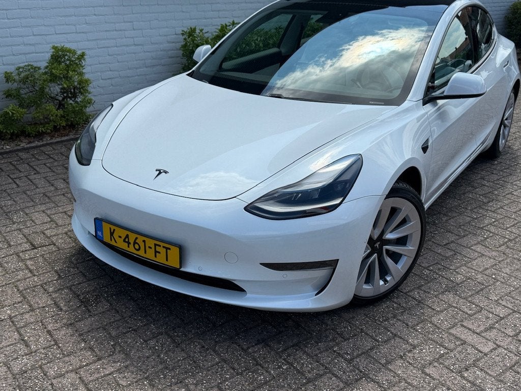 Tesla Model 3 Long-Range Dual Motor AWD/ SOH 87,7%/ Facelift, Auto's, Gebruikt, Automatische klimaatregeling, Wit, 351 pk