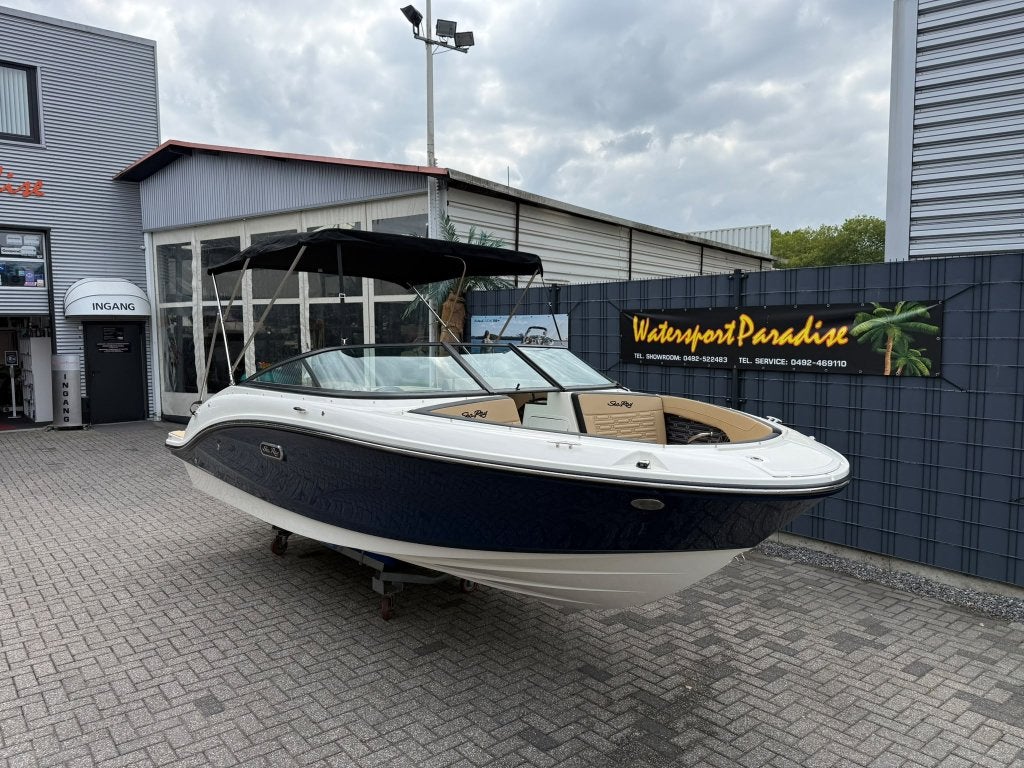 Sea Ray SPX 190, Watersport en Boten, 3 m, Binnenboordmotor, Nieuw, 6 m