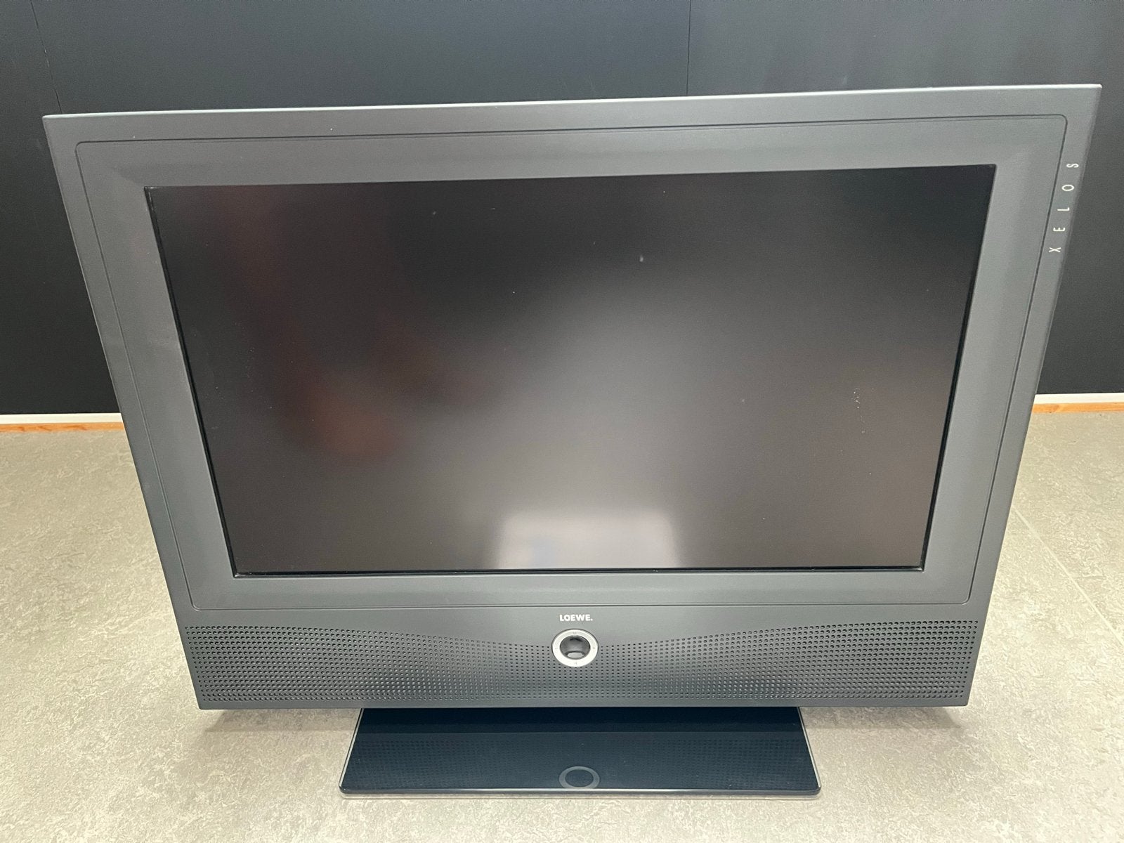 Loewe XELOS TV met afstandsbediening en handleiding, Overige merken, Gebruikt, 50 Hz, HD Ready (720p)