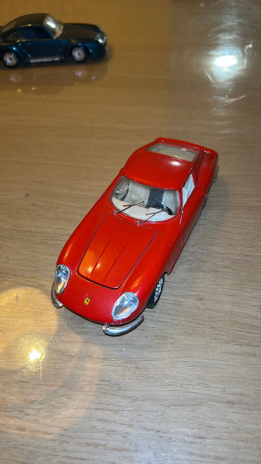 Burago Ferrari 275 GTB/4 1:24, Verzenden, Gebruikt, Auto, Bburago