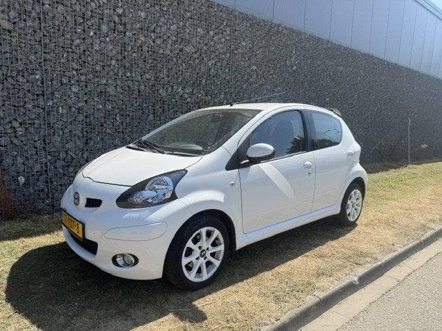 Toyota Aygo 1.0-12V Comfort Nav. 5Drs/Airco/1e Eig, Euro 5, Gebruikt, 4 stoelen, Origineel Nederlands