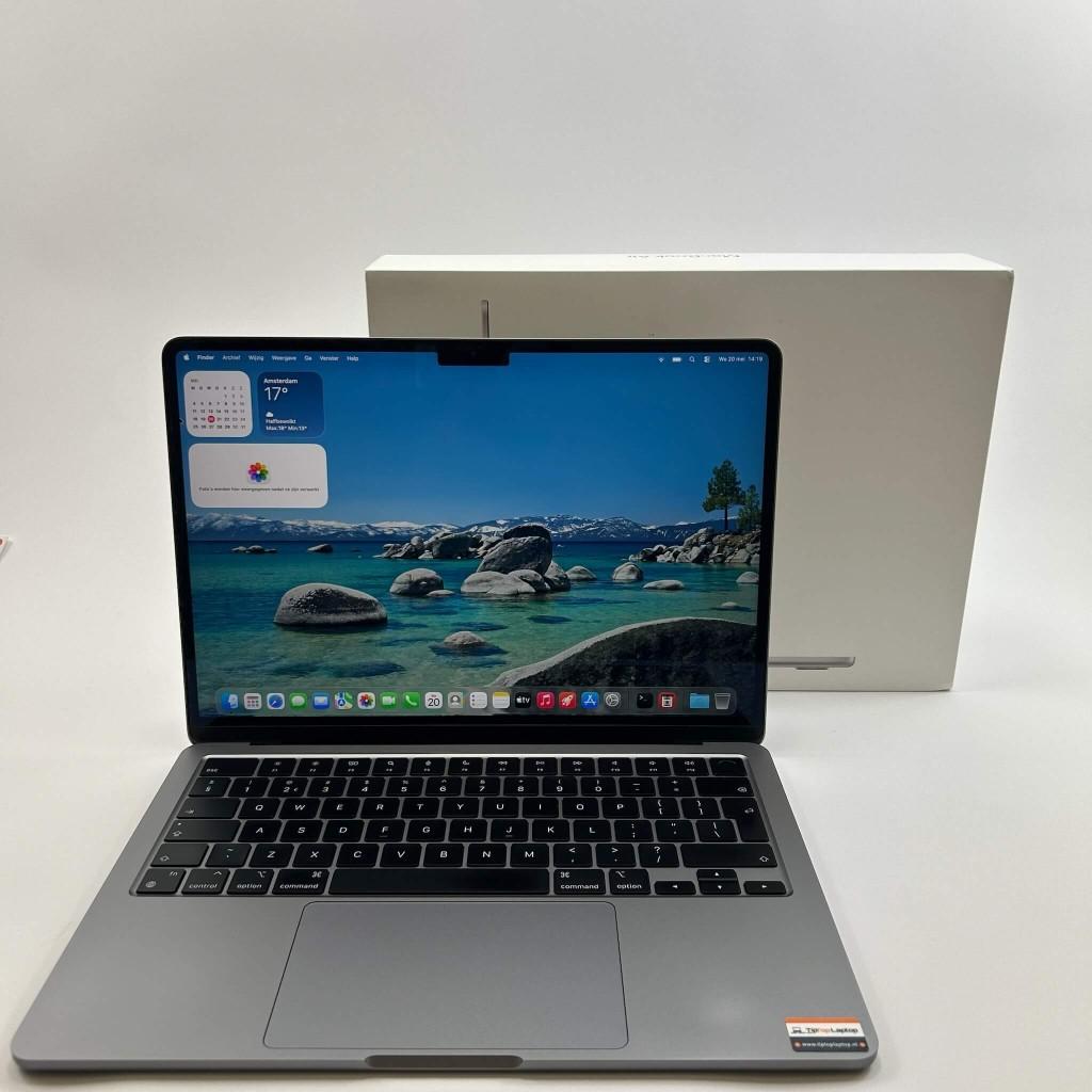 Apple MacBook Air 2024 | 13 Inch | M3 | 16GB RAM | 256GB SSD, 256 GB, 9743AL, Qwerty, Tiptoplaptop