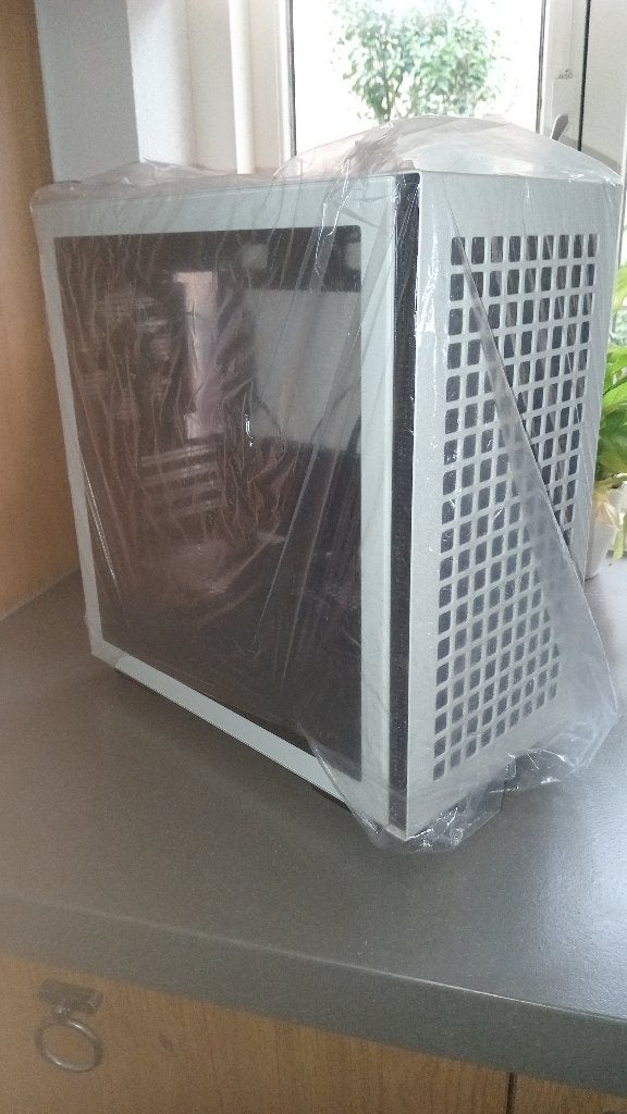 Pc behuizing deepcool CH370, Computers en Software, Computerbehuizingen, Ophalen, Zo goed als nieuw