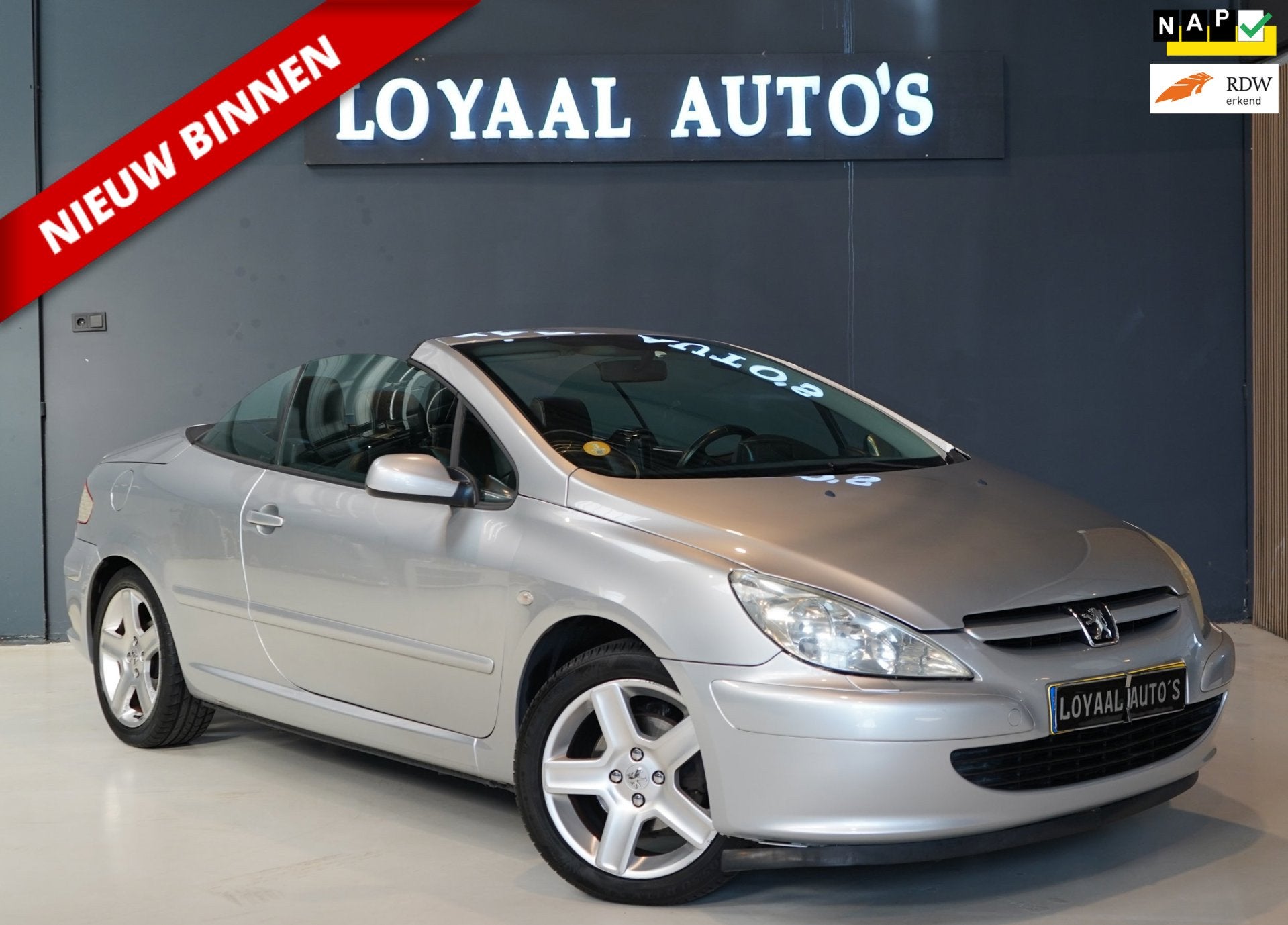 Peugeot 307 CC 2.0-16V | 1E EIGENAAR | AUT | AIRCO | LEDER |, Auto's, Gebruikt, 4 cilinders, Cabriolet, 4 stoelen