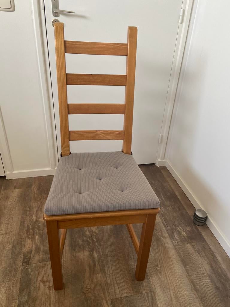Stoel. Eetkamer stoel, Bruin, Ophalen of Verzenden, Zo goed als nieuw, Eén