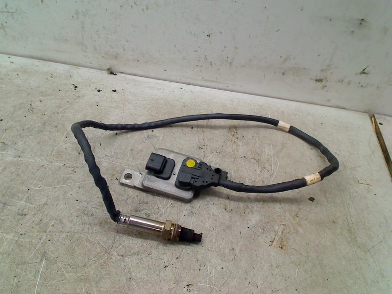 Nox Sensor Audi Q3 (8UB/8UG) (2015-05/2018-10) 04L907805L, Auto-onderdelen, Uitlaatsystemen, Gebruikt, Auto-Union-Straße  1, Ingolstadt 85057, , Duitsland