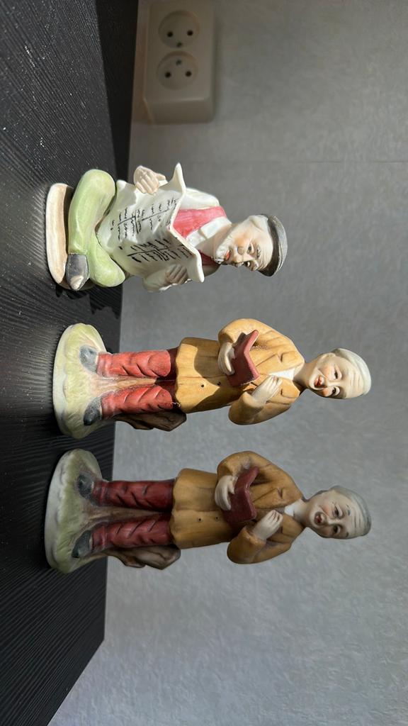 Lezende figuren, Ophalen, Zo goed als nieuw, Mens