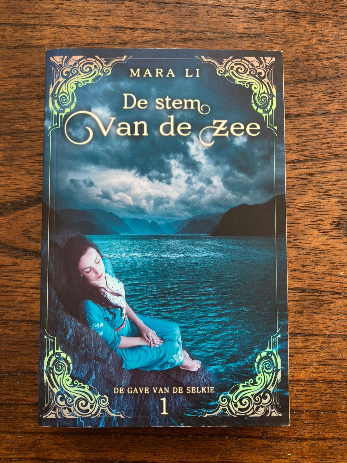 Mara Li - De stem van de zee, Ophalen of Verzenden, Zo goed als nieuw, Fictie