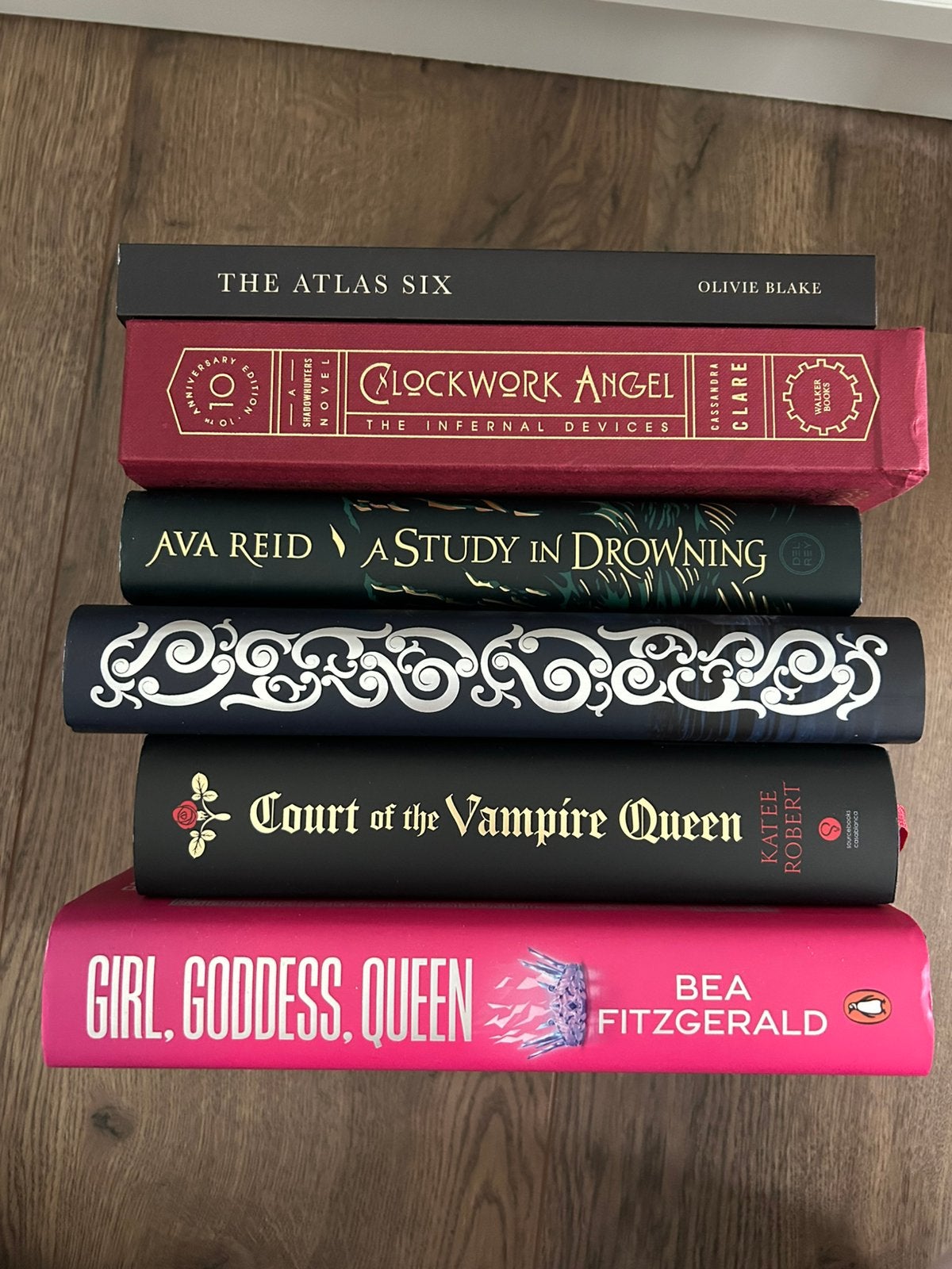 Speciale editie boeken fairyloot/waterstones, Ophalen of Verzenden, Zo goed als nieuw