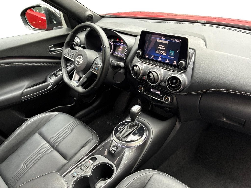 Nissan Juke TEKNA, Auto's, Nissan, 1300 kg, Leder en Stof, Bedrijf, Hybride Elektrisch/Benzine