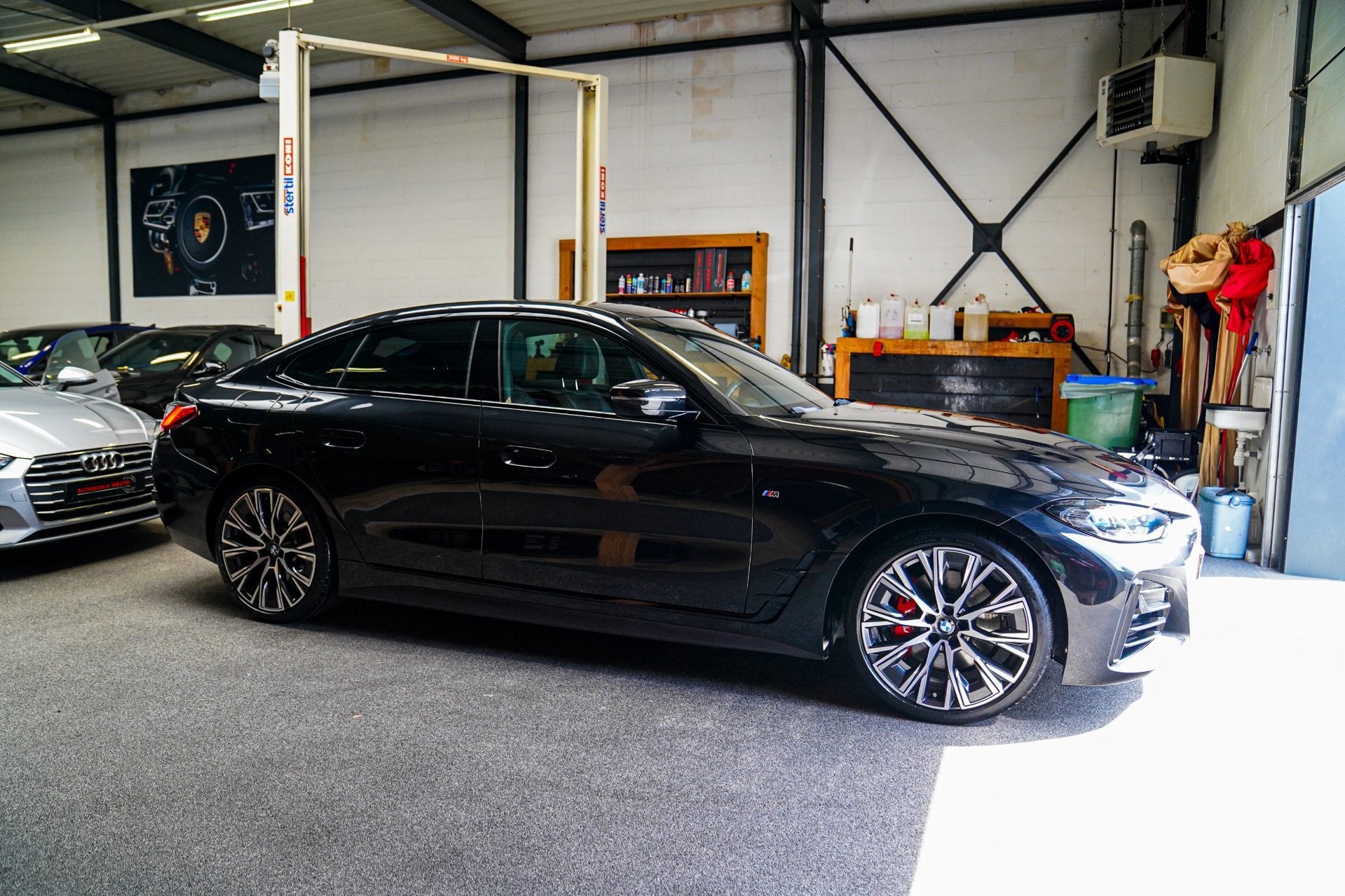 BMW 4-serie Gran Coupé 420i Business Edition Plus | Head up, Auto's, BMW, Automaat, 1998 cc, Gebruikt, Zwart