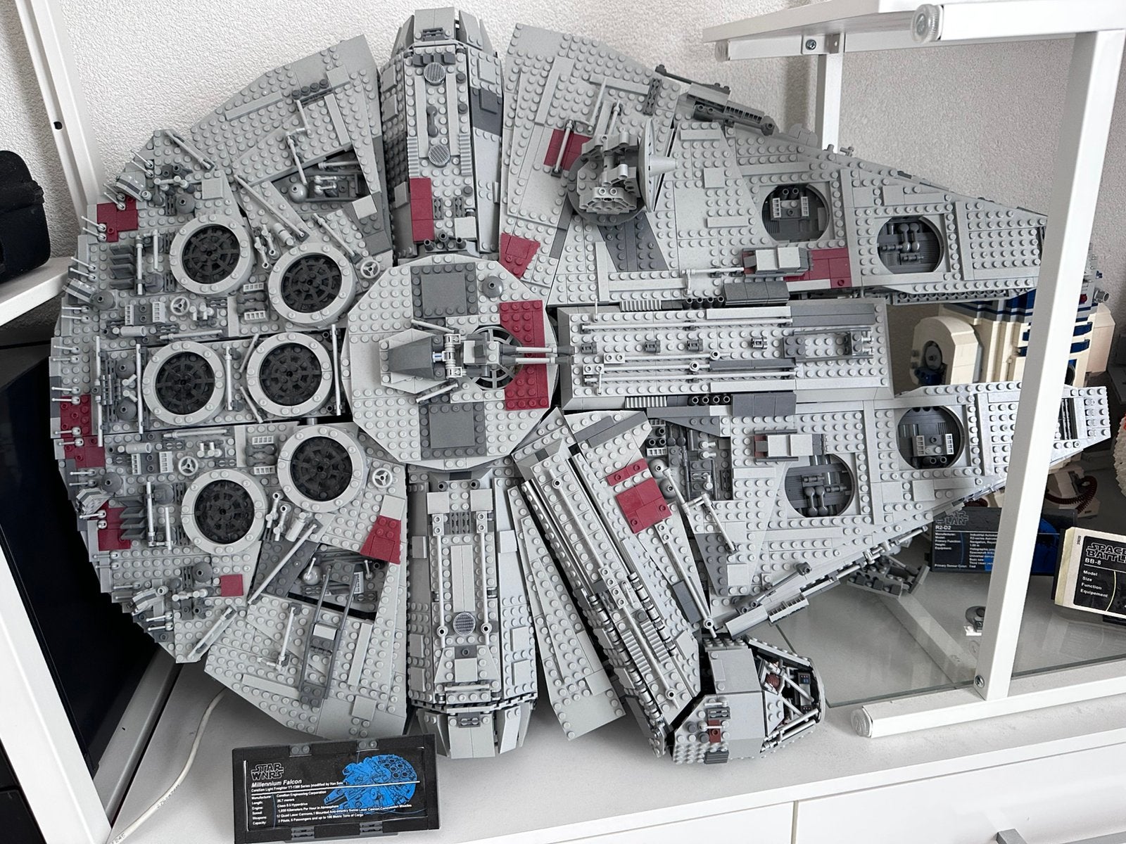 Drie replicas van Star Wars Ultimate Collectors Series, Ophalen