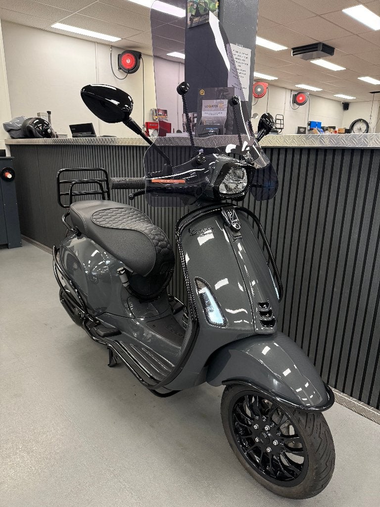 Vespa Sprint Brom E5 45KM BJ 2021 Full Option Special Paint, Ophalen, Overige modellen, Maximaal 45 km/u, Zo goed als nieuw