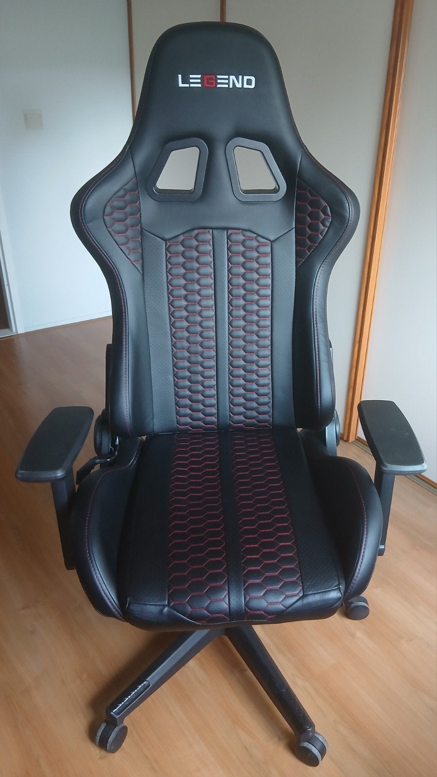 Gamestoel, Huis en Inrichting, Bureaustoelen, Ophalen, Zwart, Zo goed als nieuw, Gaming bureaustoel
