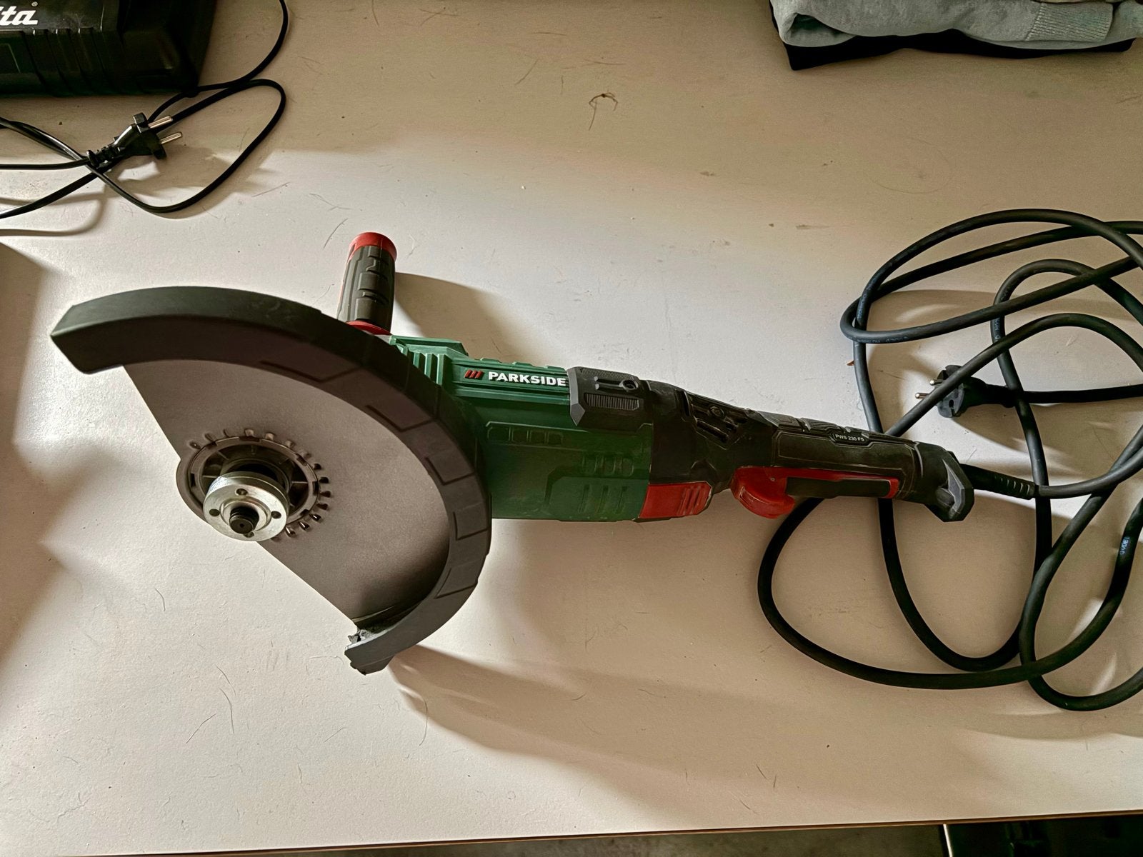 Parkside PWS 230 F5 haakse slijper 2000W 230mm + schijven, Doe-het-zelf en Verbouw, Gereedschap | Slijpmachines, Ophalen, Zo goed als nieuw