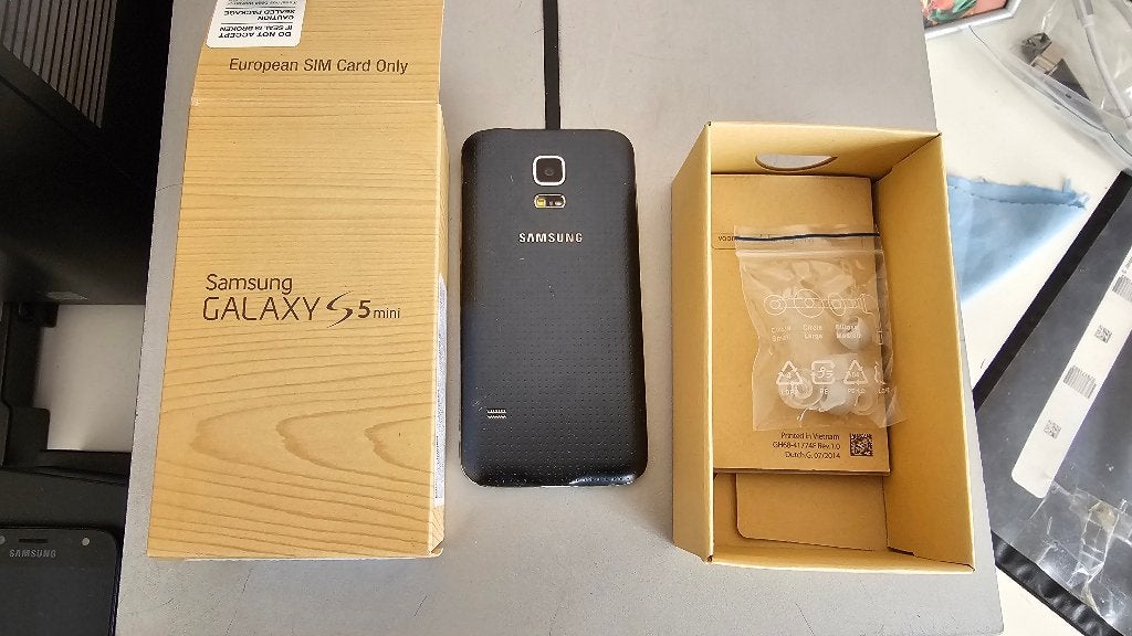 Samsung Galaxy S5 Mini 16GB, Gebruikt, Zwart, Touchscreen, Ophalen of Verzenden