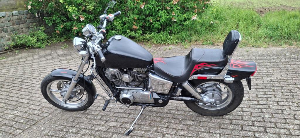 Honda shadow vt 1100c, Motoren, Motoren | Honda, Chopper