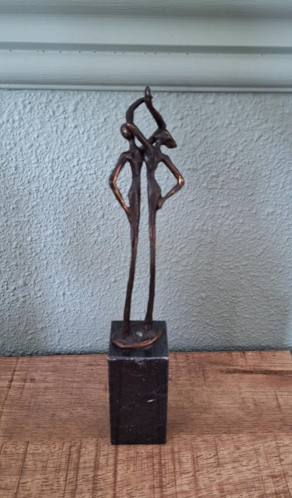 Dansend beeldje van brons, Antiek en Kunst, Kunst | Beelden en Houtsnijwerken, Ophalen of Verzenden