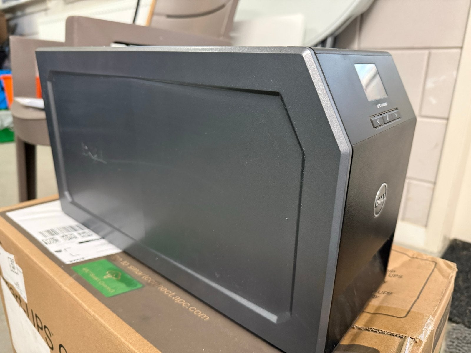 Dell UPS 1000W Noodstroomvoeding H914N met versleten accu’s, Computers en Software, Ophalen, Gebruikt