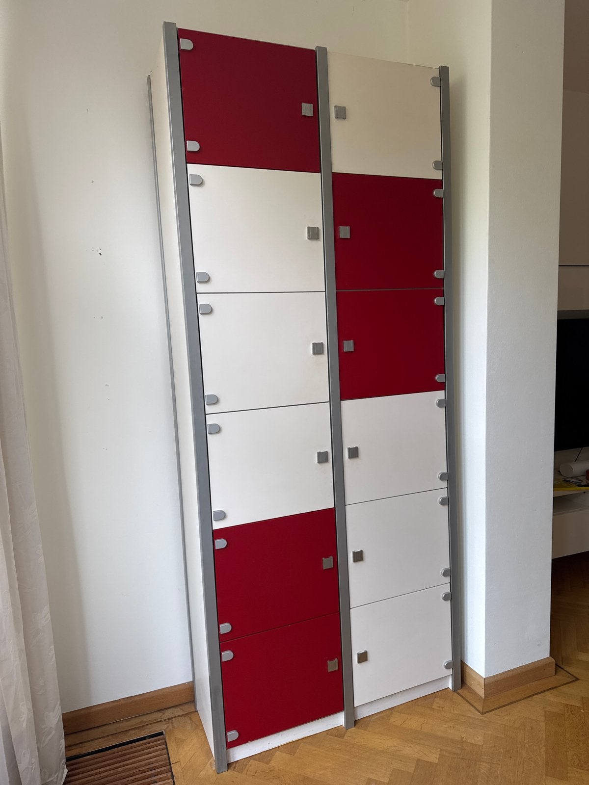 Lundia Lockerkast 2,50x40x1,05 - Rood/Wit, Ophalen, Gebruikt