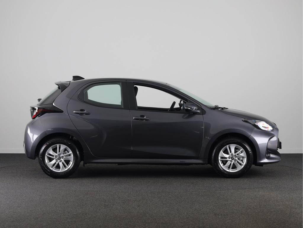 Toyota Yaris 1.5 Hybrid 115 Active Modeljaar 2025 | NIEUW &, Auto's, Toyota, 12 maanden, Stof, Zwart, 116 pk