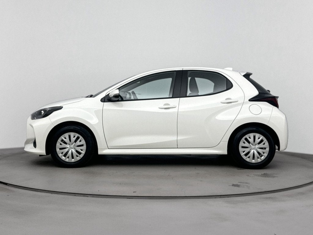 Toyota Yaris 1.5 Hybrid 115 Comfort Inruilpremie 2000 euro &, Auto's, Toyota, 12 maanden, Stof, Zwart, 116 pk