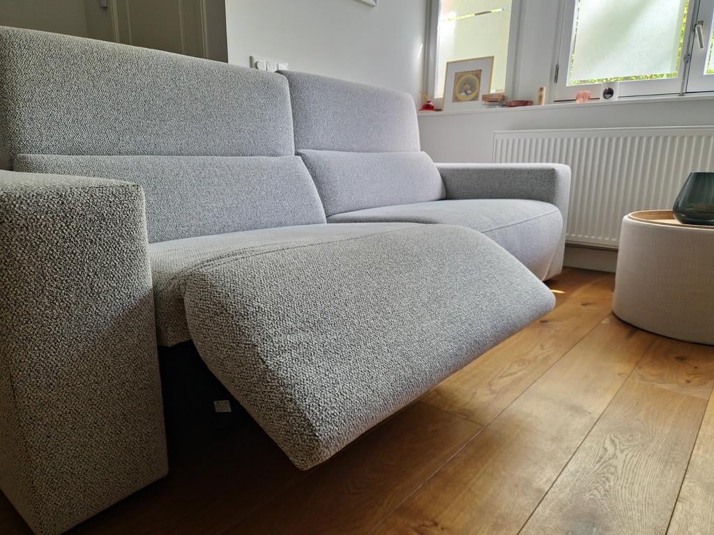 Comfortabele 2-zitsbank met relaxfunctie - Zo goed als nieuw, Huis en Inrichting, Ophalen, Tweepersoons, 75 tot 100 cm, Zo goed als nieuw
