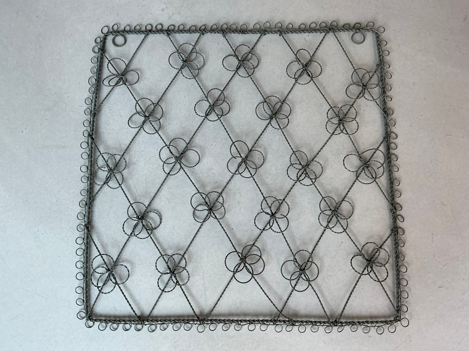 2X memobord wandrek brocant grijs metaal 42x42cm samen, Ophalen of Verzenden, Zo goed als nieuw, Overige typen