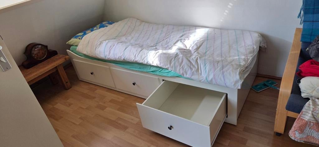 IKEA Hemnes bed met lades - Eenpersoonsbed, Huis en Inrichting, Slaapkamer | Bedden, Gebruikt, 90 cm, Eenpersoons, Wit