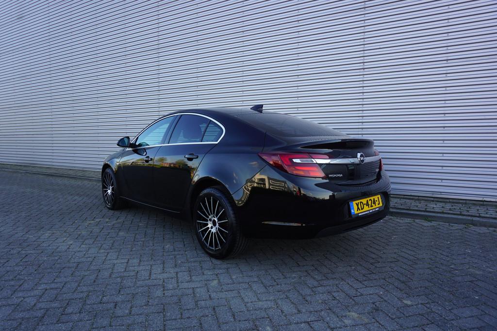 Opel Insignia 1.6 CDTI Innovation AUTOMAAT - Airco / Navi /, Parkeersensor, 136 pk, Euro 6, 4 cilinders