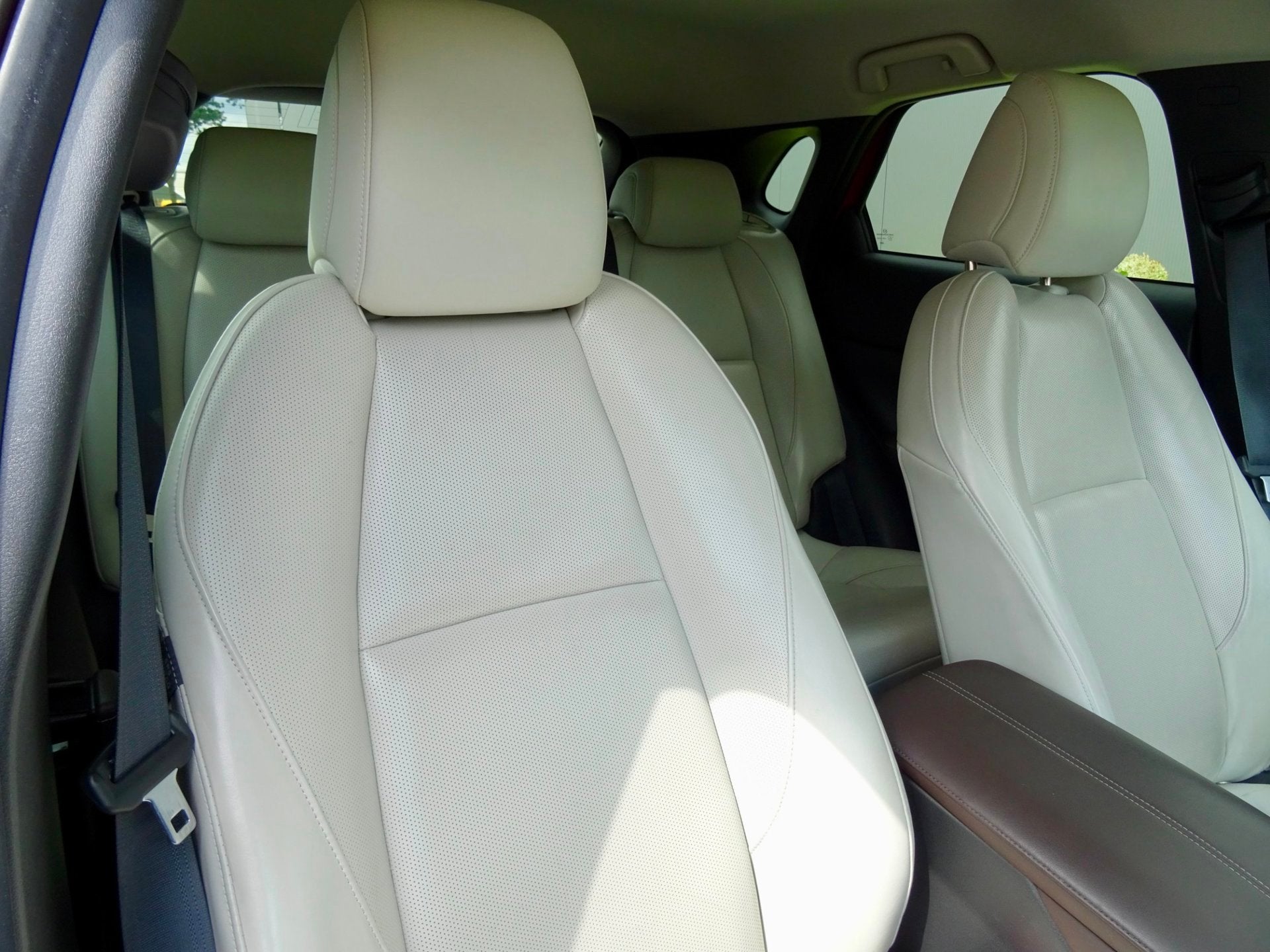 Foto 14 van Mazda CX-30 2.0 AWD e-SkyActiv-X M Hybrid Luxury | 4WD |