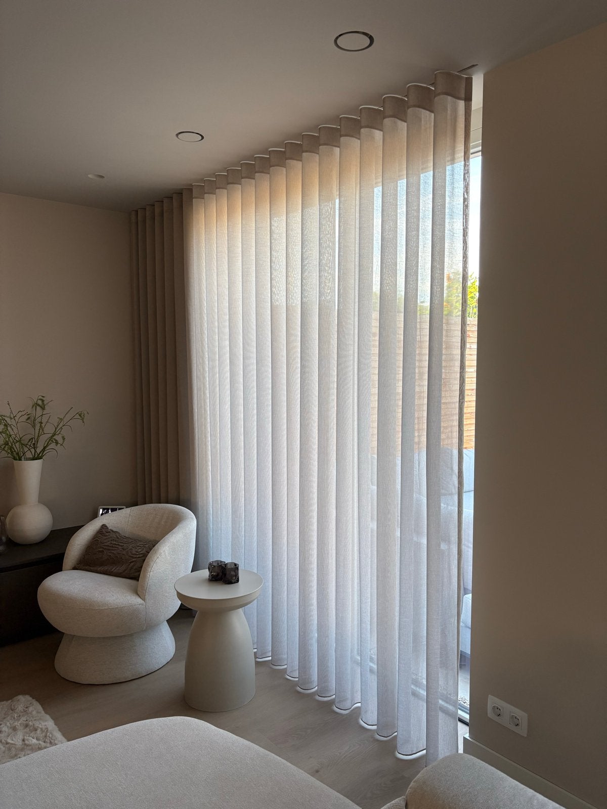 NIEUW Wavegordijnen Inbetween Bram zand Kwantum (2 stuks), Ophalen, 500 cm, Beige, Nieuw